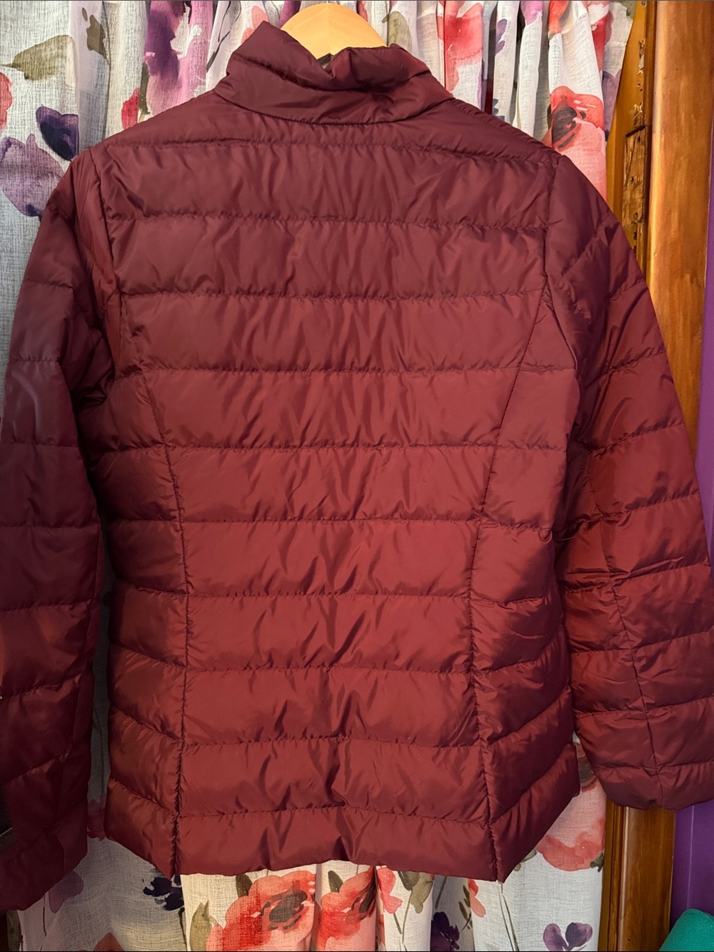 Eddie Bauer Puffer Jacket - Picture 5 of 5